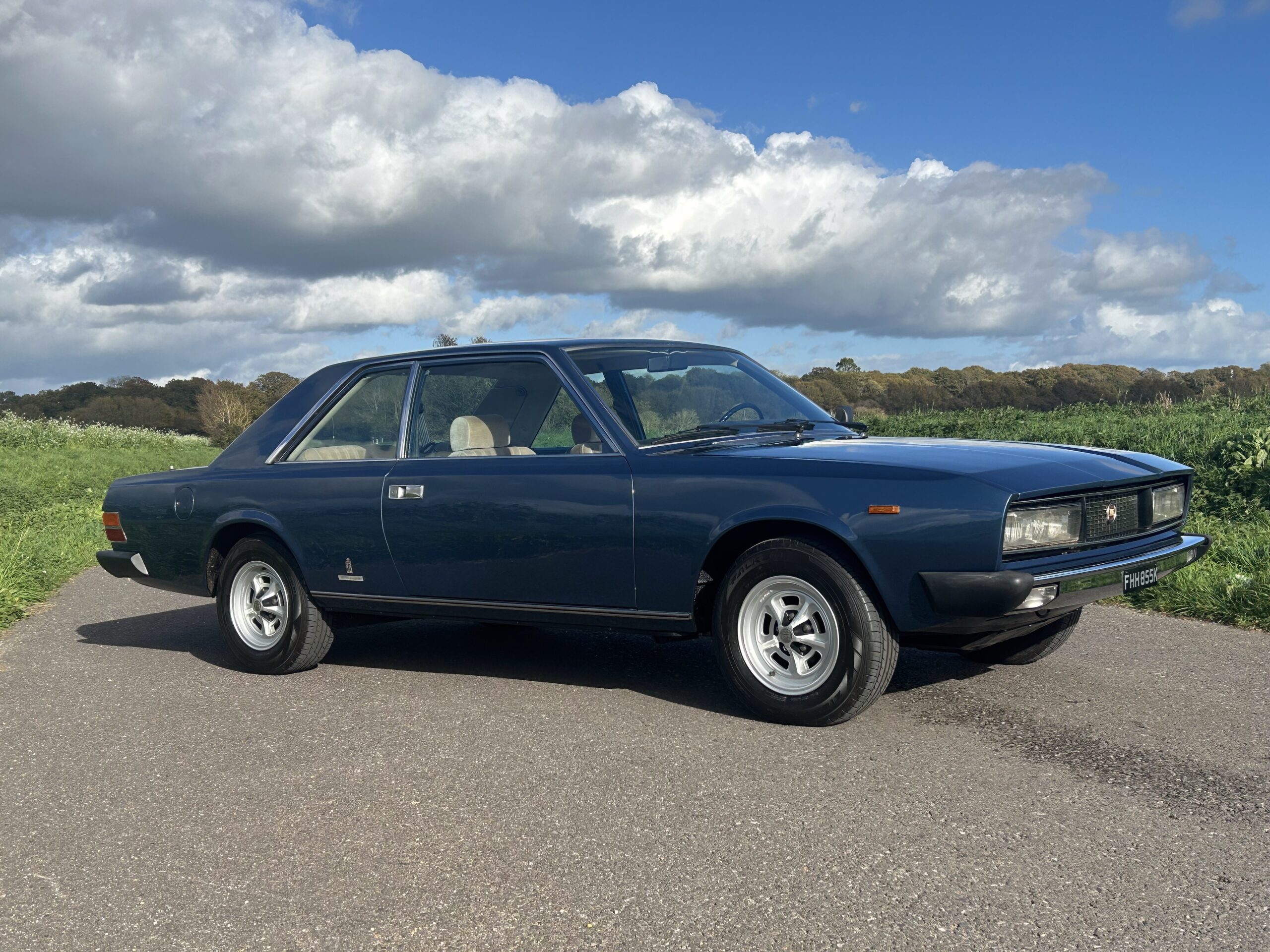 Fiat 130 Coupe 3200 Manual