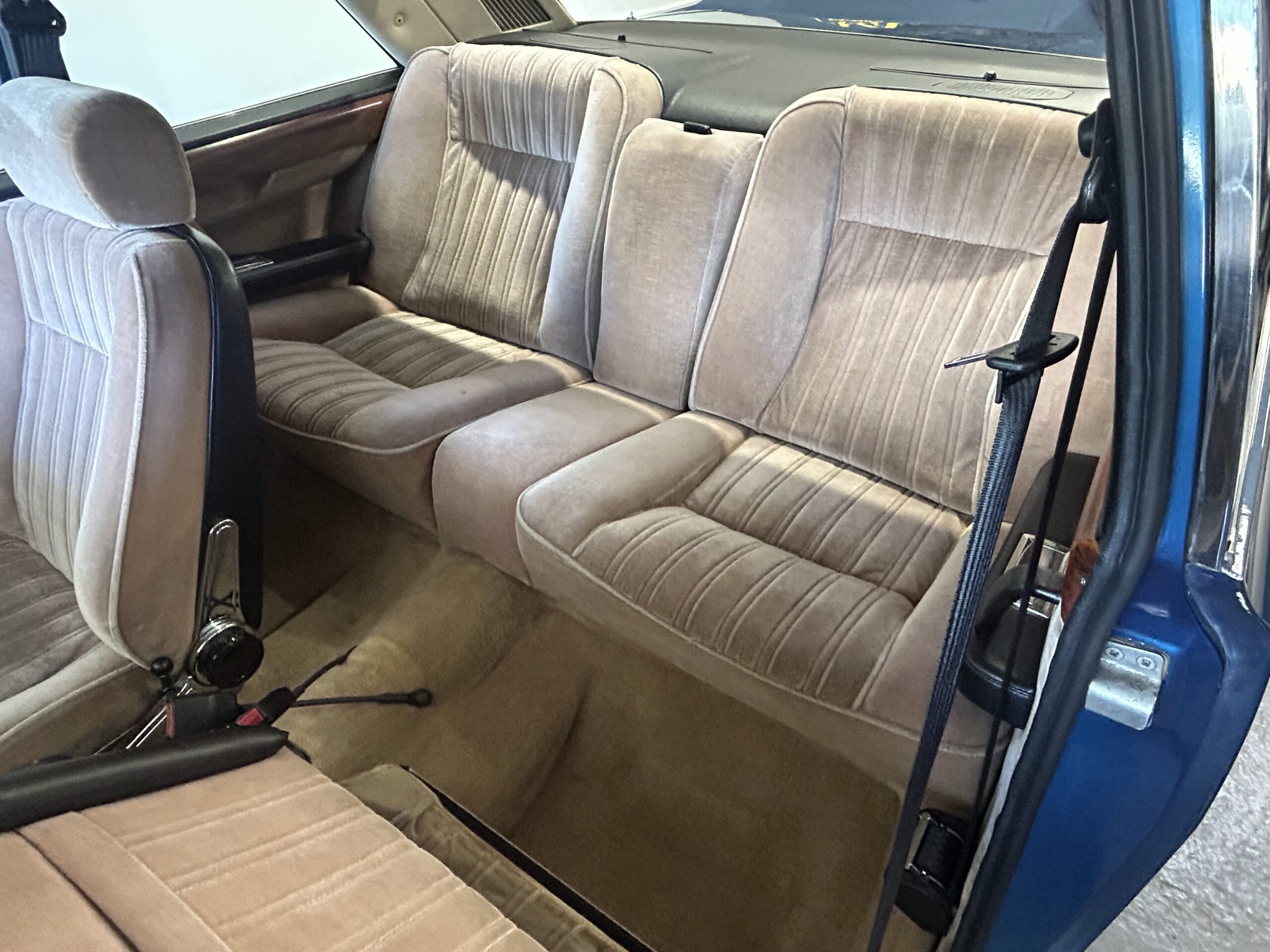 Fiat 130 Coupe 3200 Manual