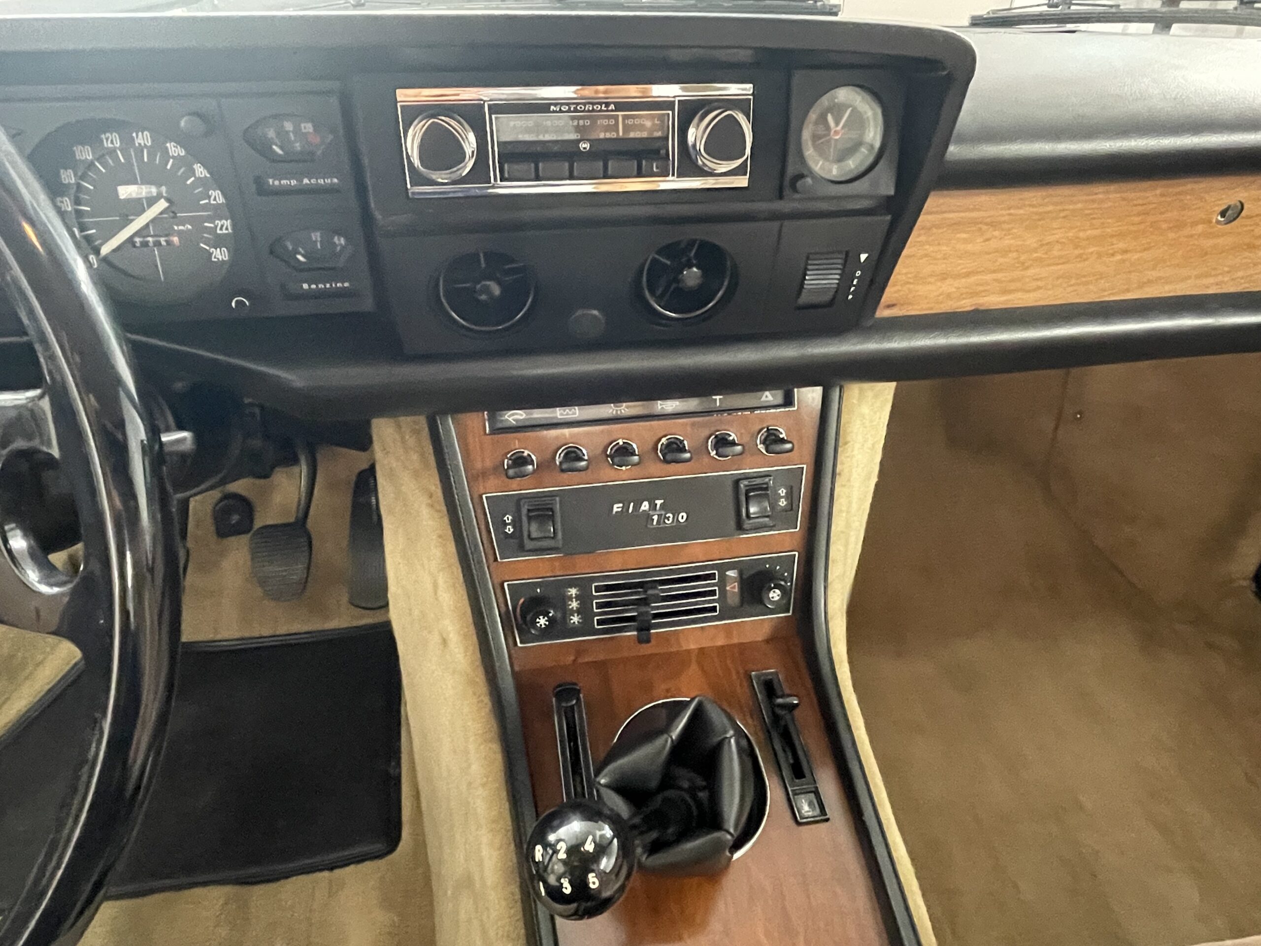 Fiat 130 Coupe 3200 Manual